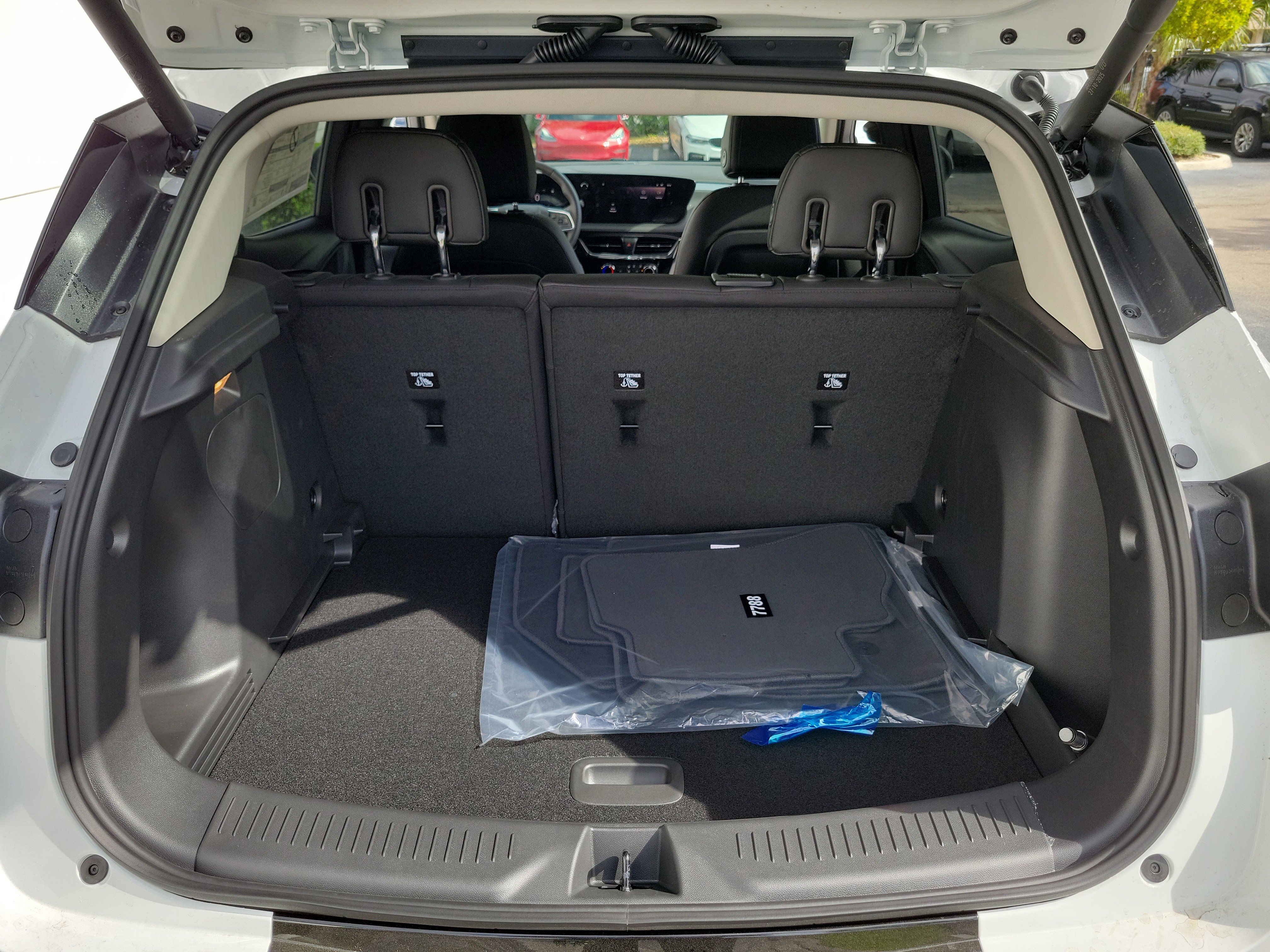 New 2026 Buick Encore GX Sport Touring image 8