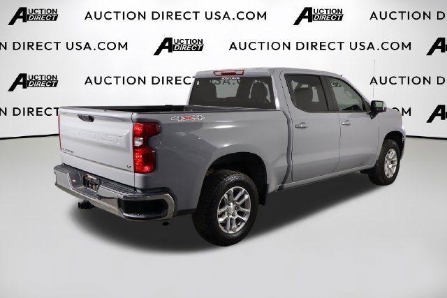 Used 2024 Chevrolet Silverado 1500 LT AWD/4WD image 40