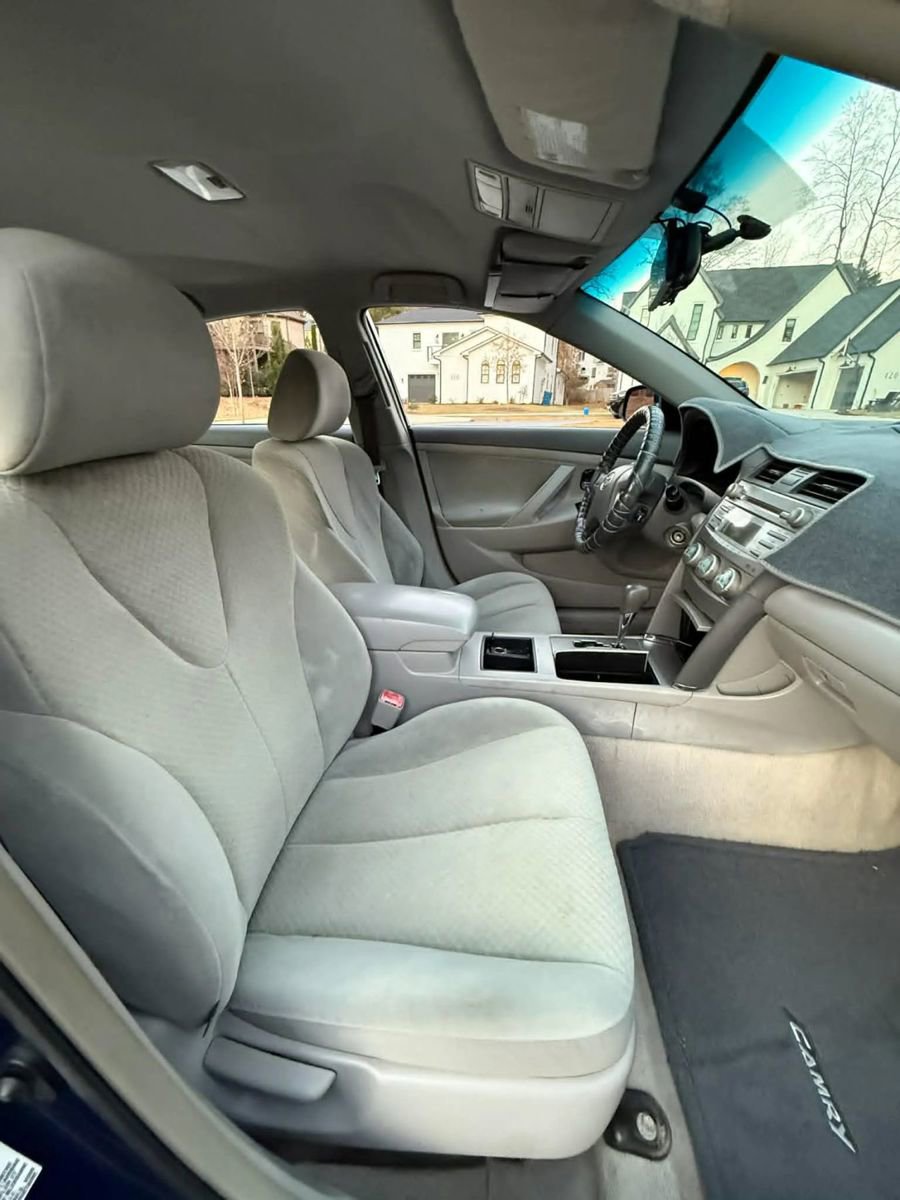 Used 2009 Toyota Camry LE image 10