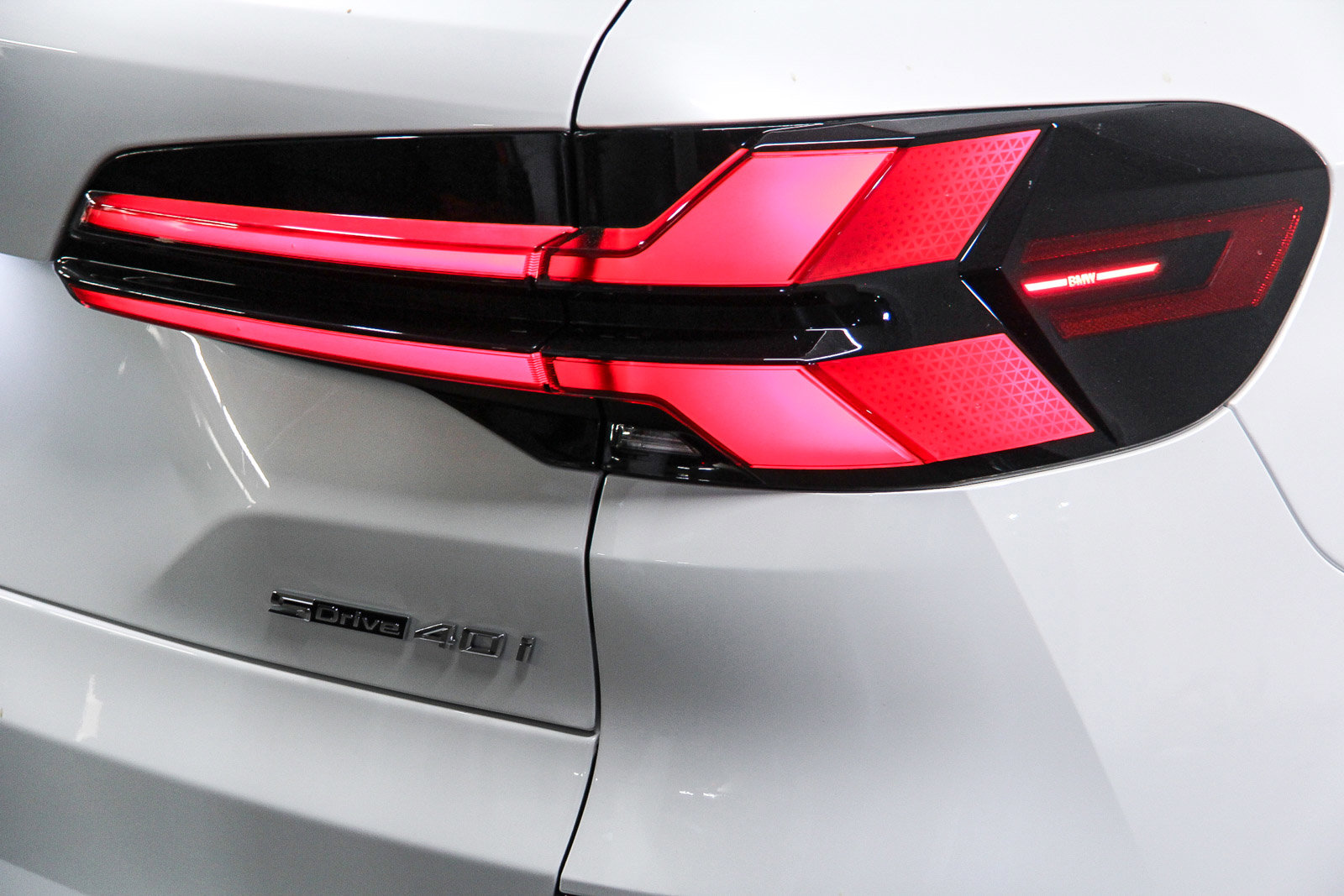 New 2026 BMW X5 sDrive40i w/ M Sport Package RWD image 7