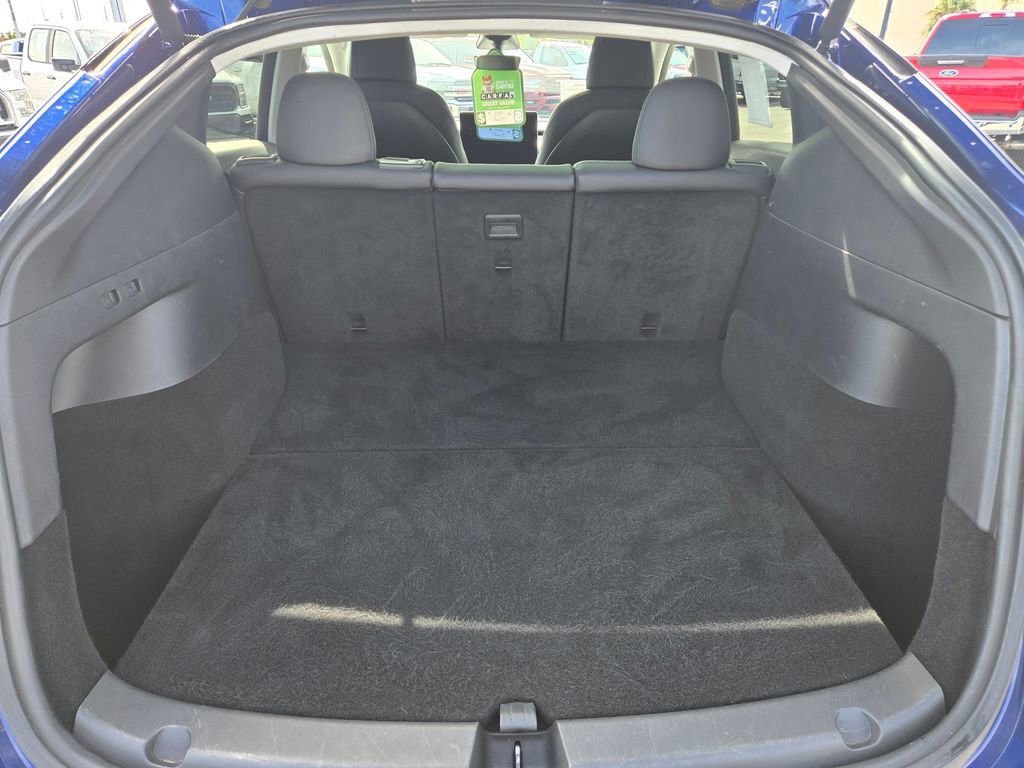 Used 2020 Tesla Model Y Long Range image 19