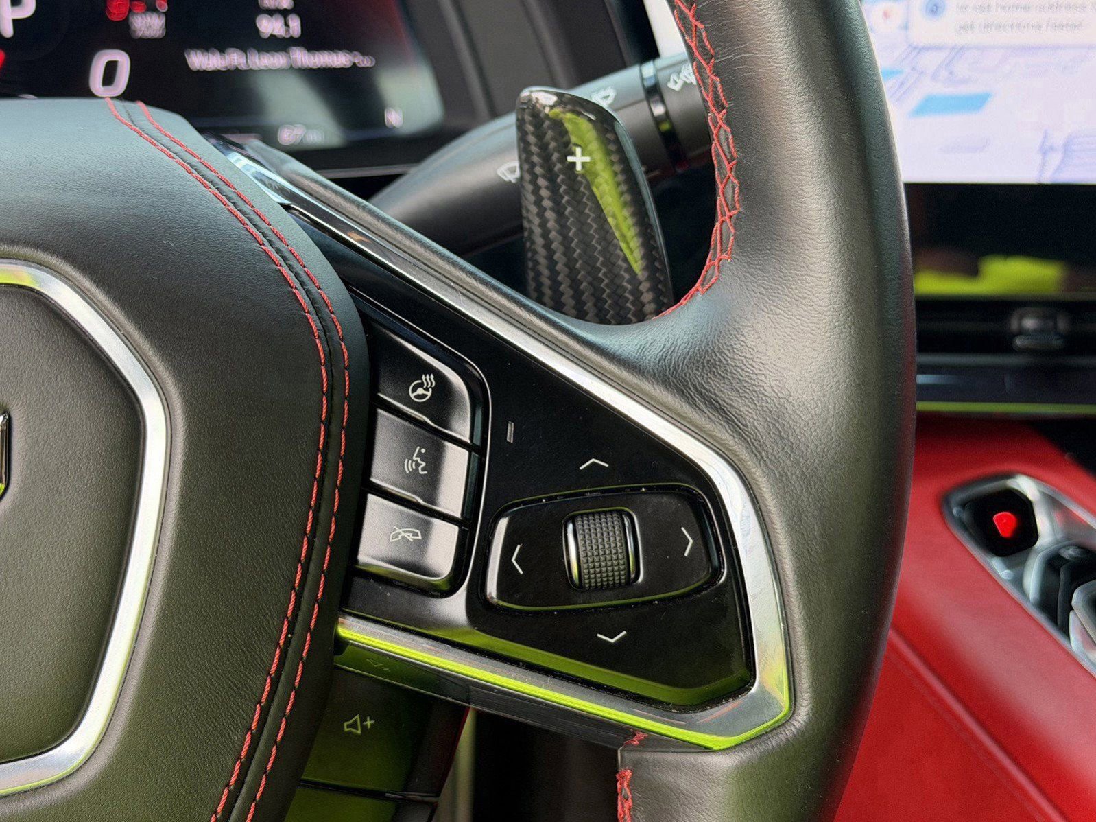 Used 2025 Chevrolet Corvette Z06 w/ Stealth Interior Trim Package RWD image 30
