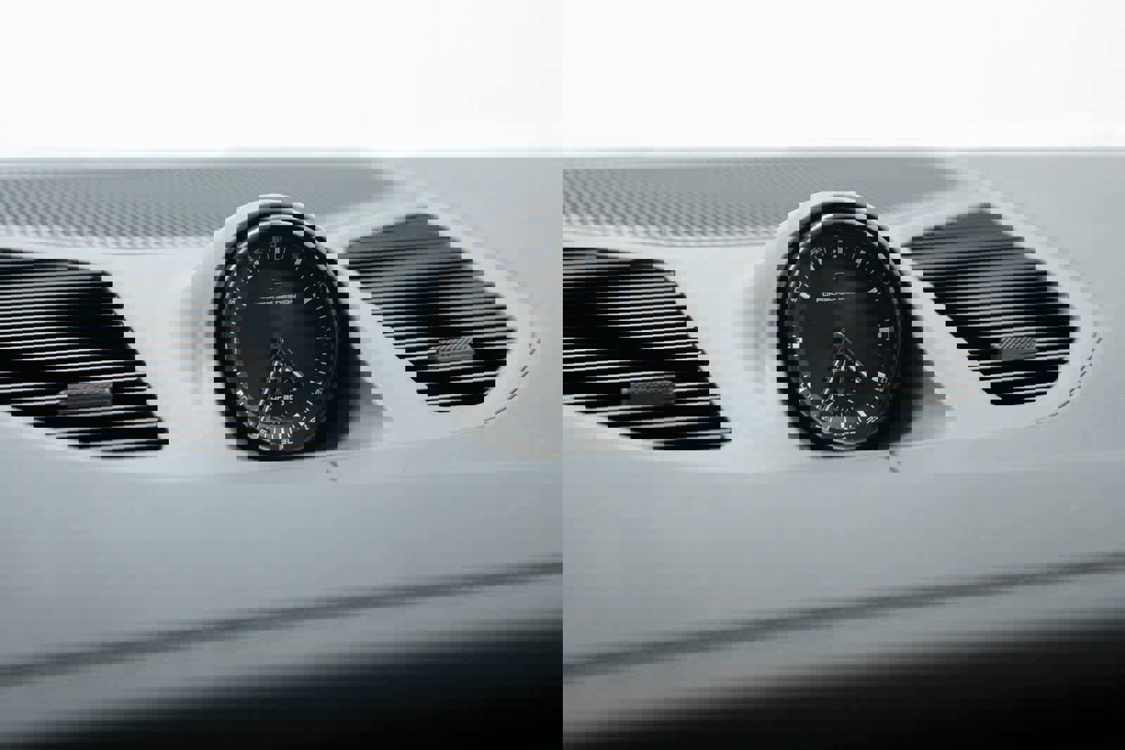 Certified 2025 Porsche Cayenne S image 26