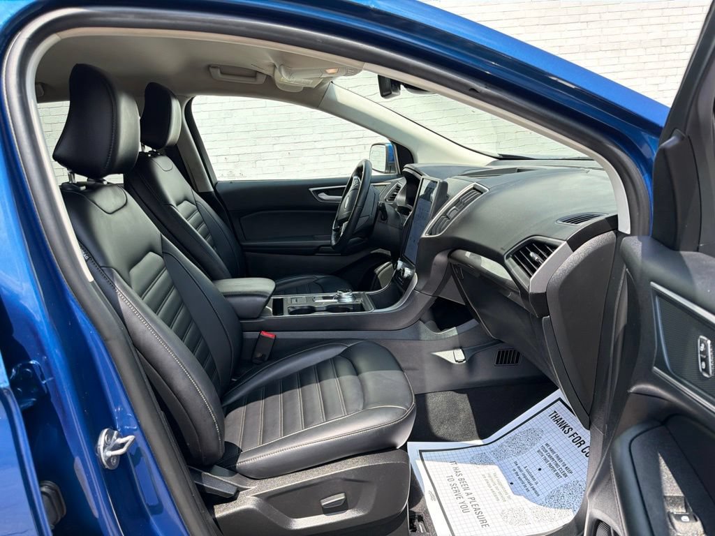 Used 2024 Ford Edge SEL AWD/4WD image 12