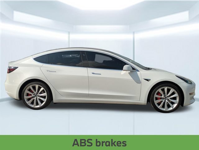 Used 2018 Tesla Model 3 Long Range AWD/4WD image 9