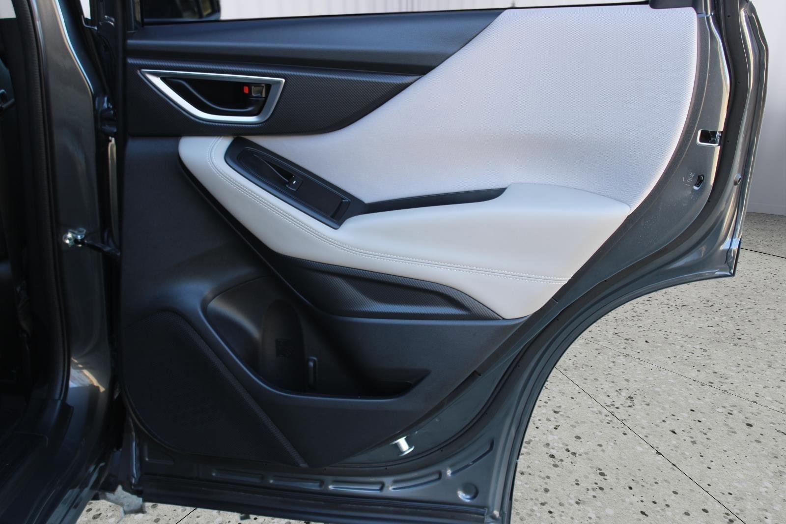 Used 2023 Subaru Forester image 38