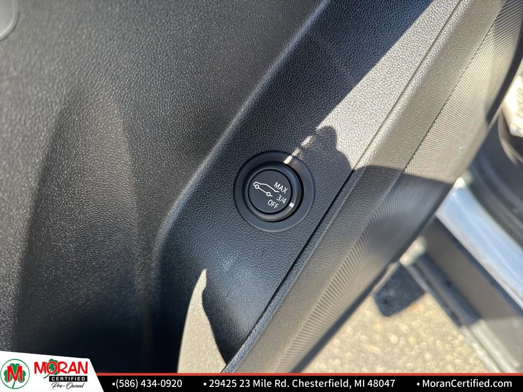 Used 2022 Chevrolet Equinox LT image 11