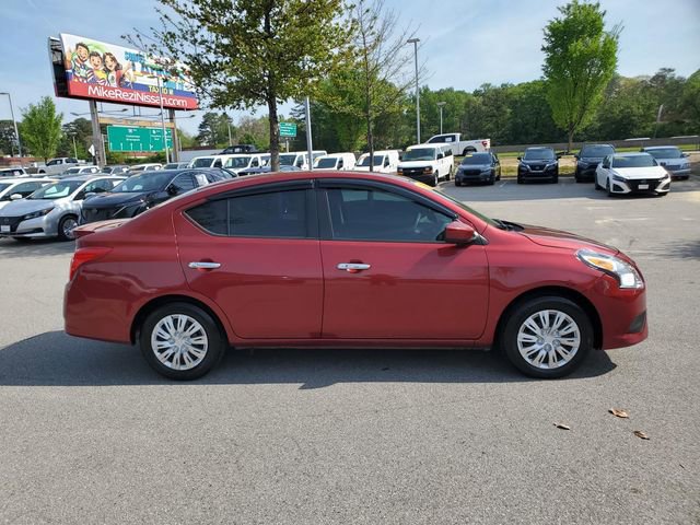 Used 2016 Nissan Versa SV image 4