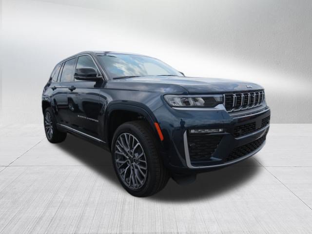 New 2026 Jeep Grand Cherokee Summit AWD/4WD image 8