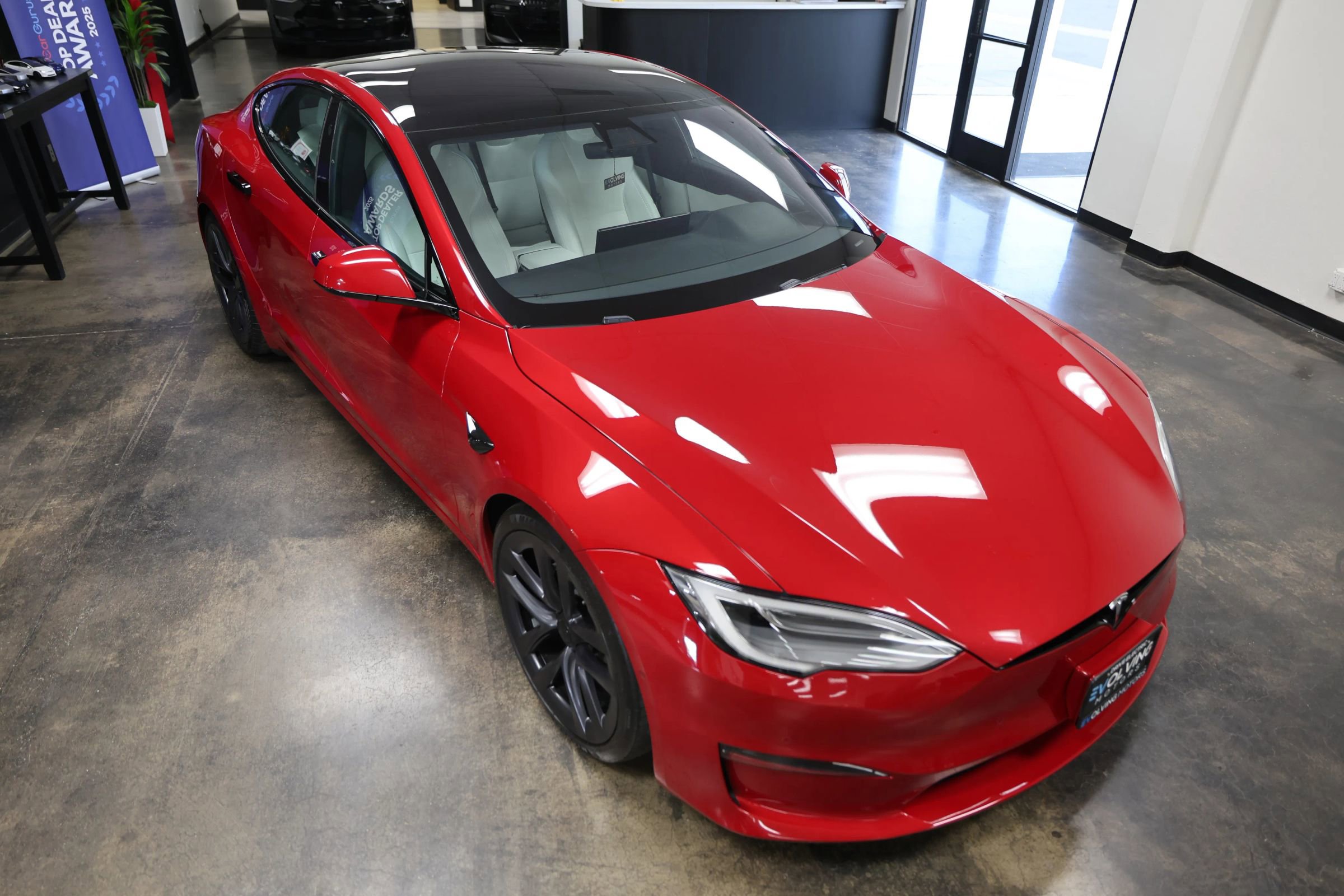 Used 2022 Tesla Model S Standard Range AWD/4WD image 11