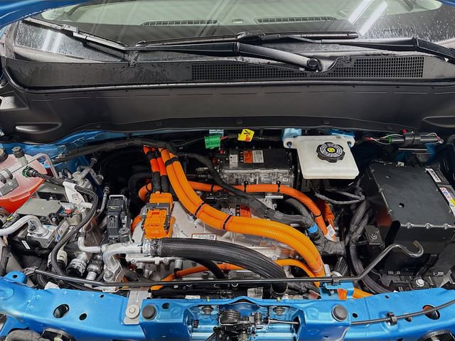 New 2027 Chevrolet Bolt LT w/ Comfort Package image 33