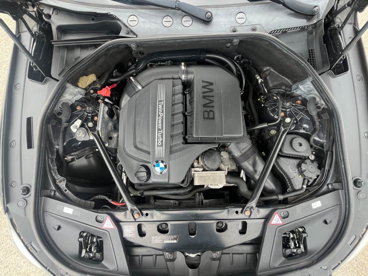 Used 2014 BMW 535i Gran Turismo xDrive AWD/4WD image 37