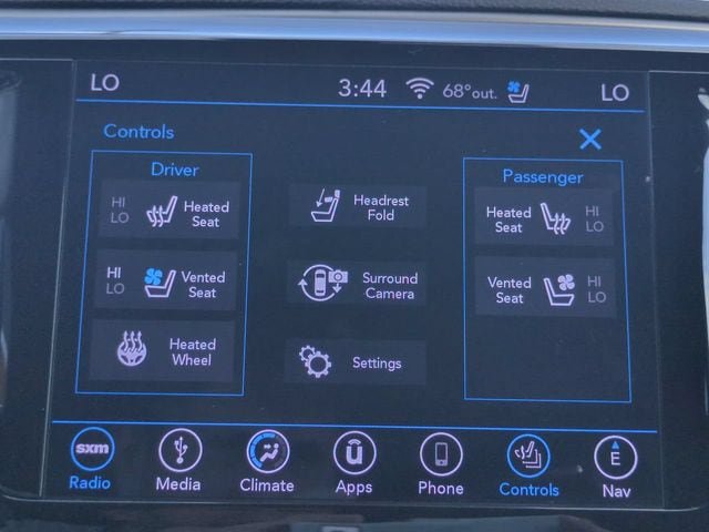 Used 2018 Chrysler Pacifica Limited w/ Advanced Safetytec Group FWD image 24