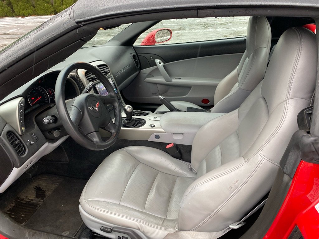 Used 2005 Chevrolet Corvette Convertible w/ Preferred Equipment Group image 9