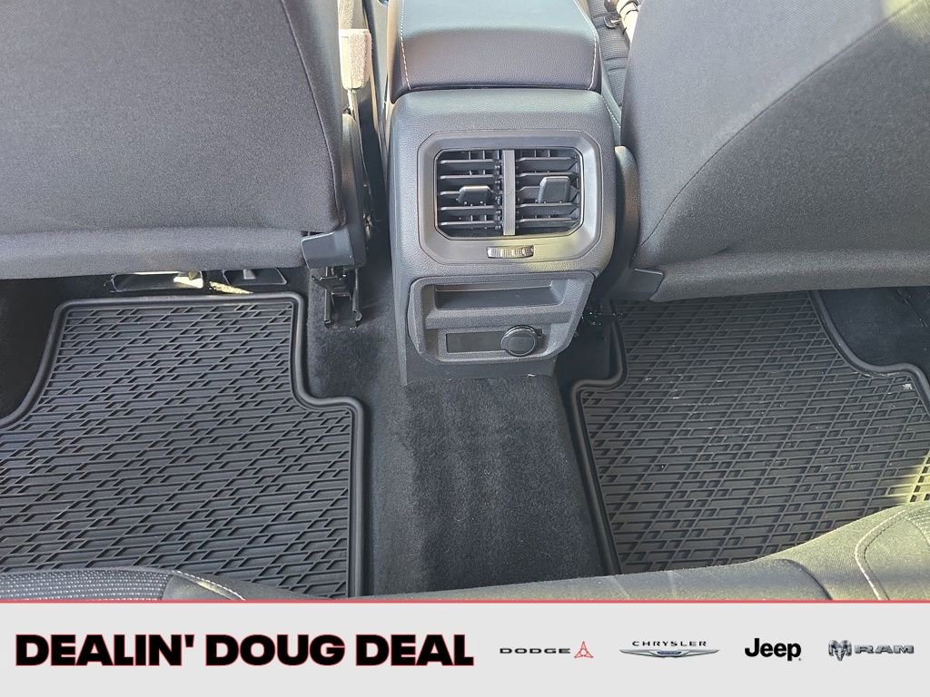 Used 2023 Volkswagen Tiguan S image 24