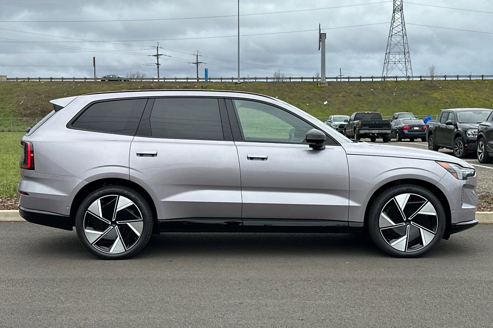 New 2026 Volvo EX90 Ultra video 2