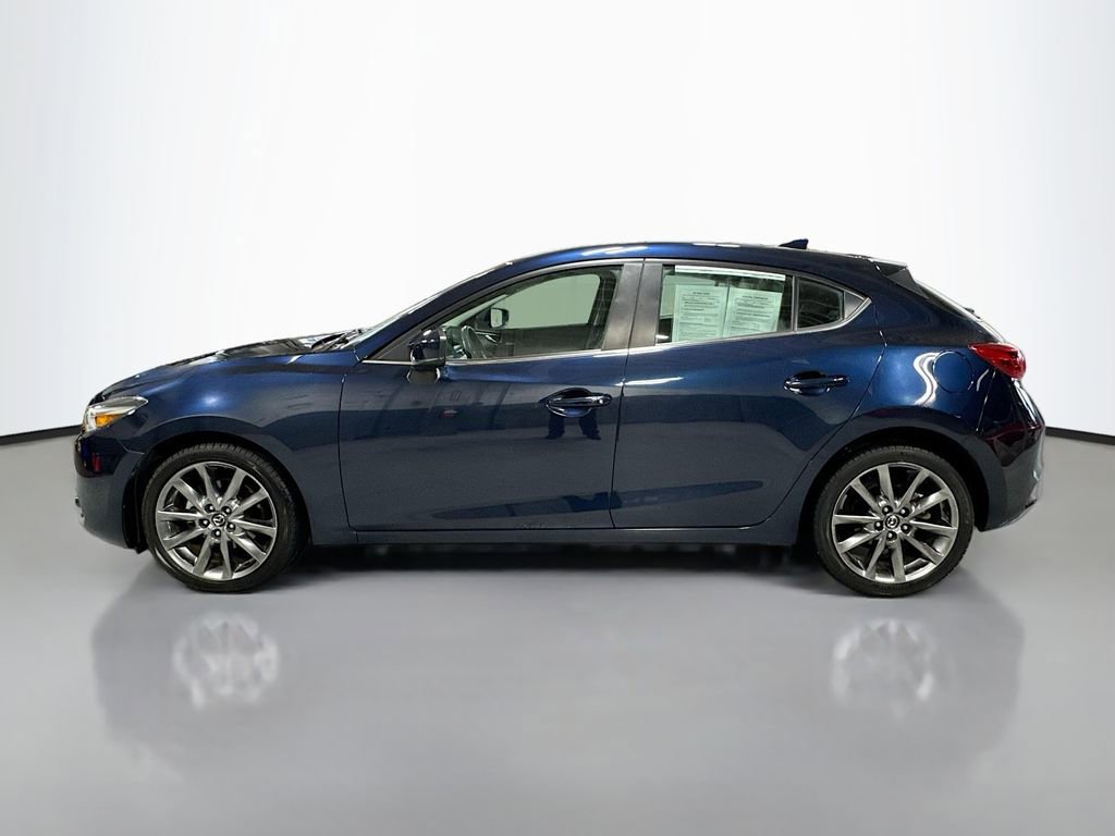 Used 2018 MAZDA MAZDA3 Grand Touring w/ Premium Equipment Package image 10