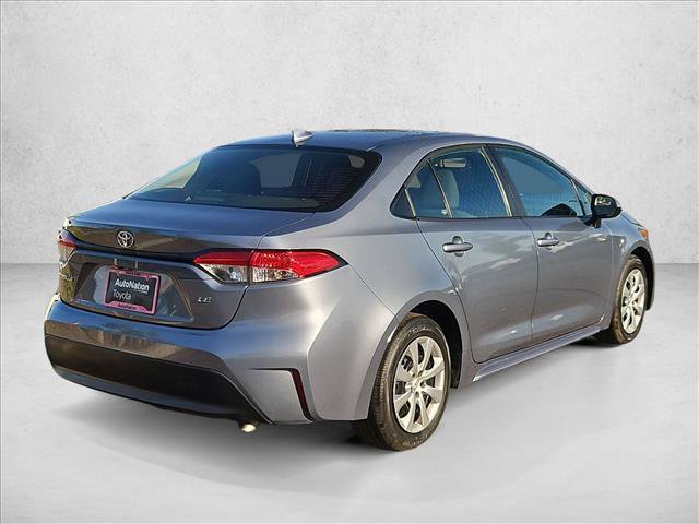 Used 2025 Toyota Corolla LE FWD image 5