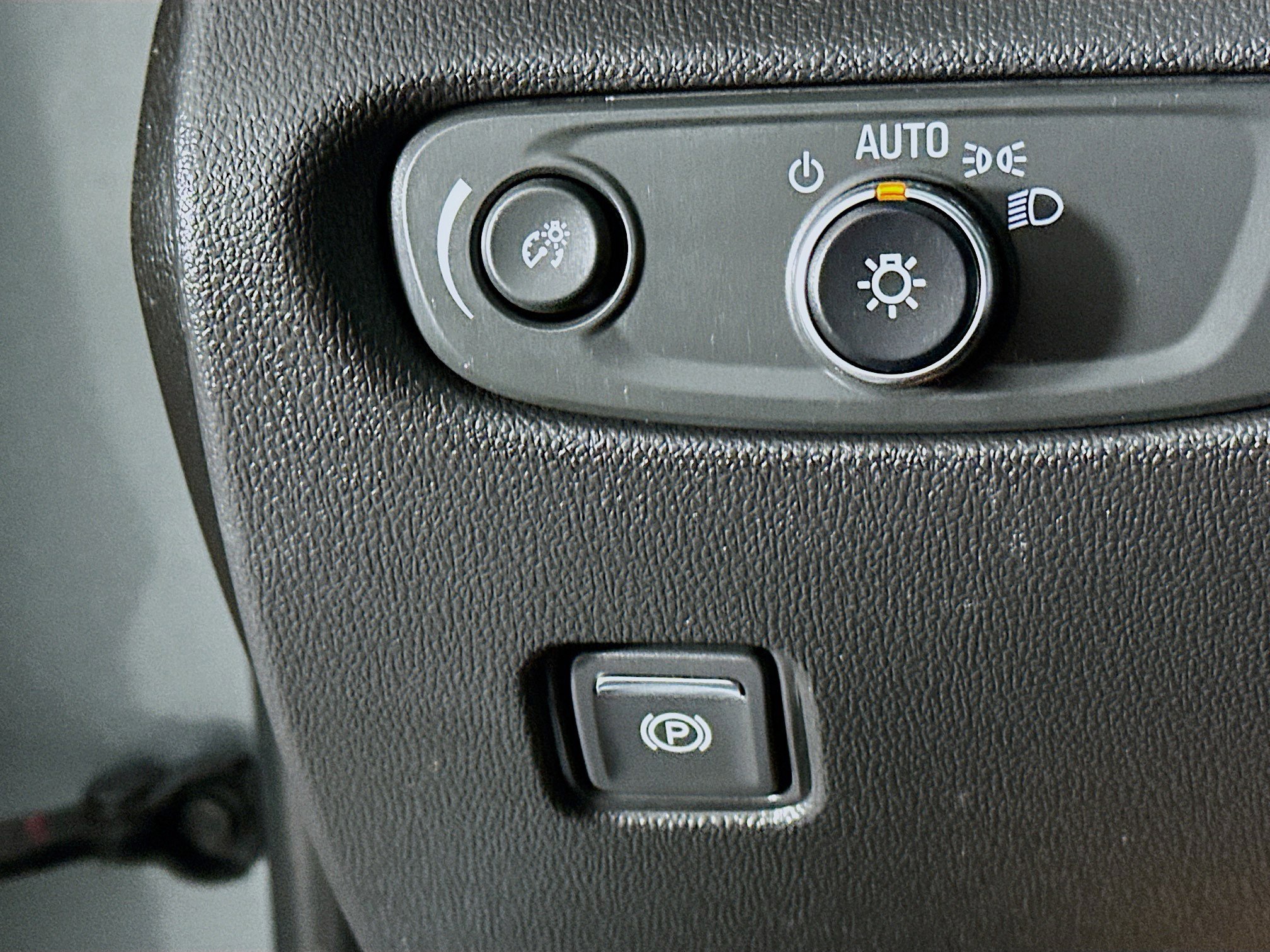 Used 2024 Chevrolet Blazer LT w/ Convenience Package image 16