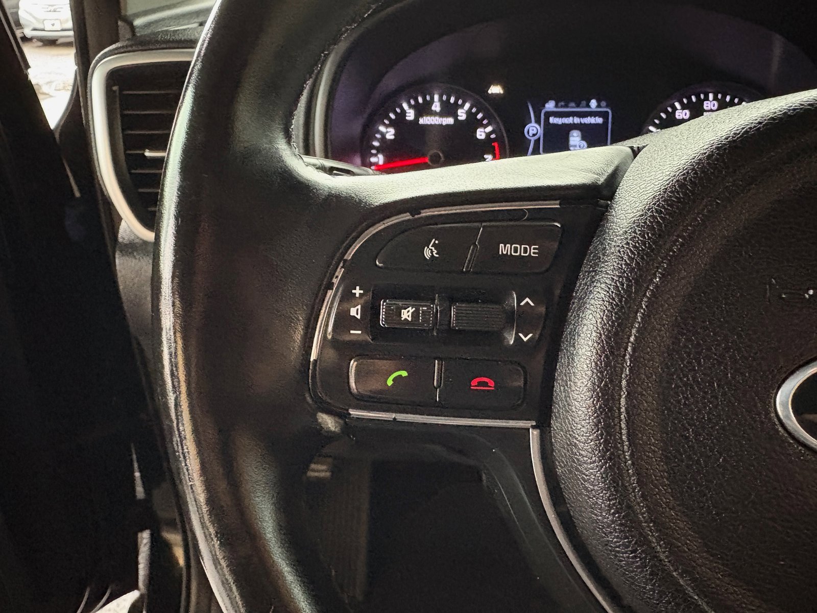 Used 2017 Kia Sportage EX w/ EX Technology Package image 42