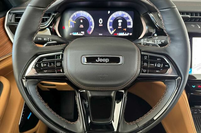 New 2026 Jeep Grand Cherokee Summit AWD/4WD image 21