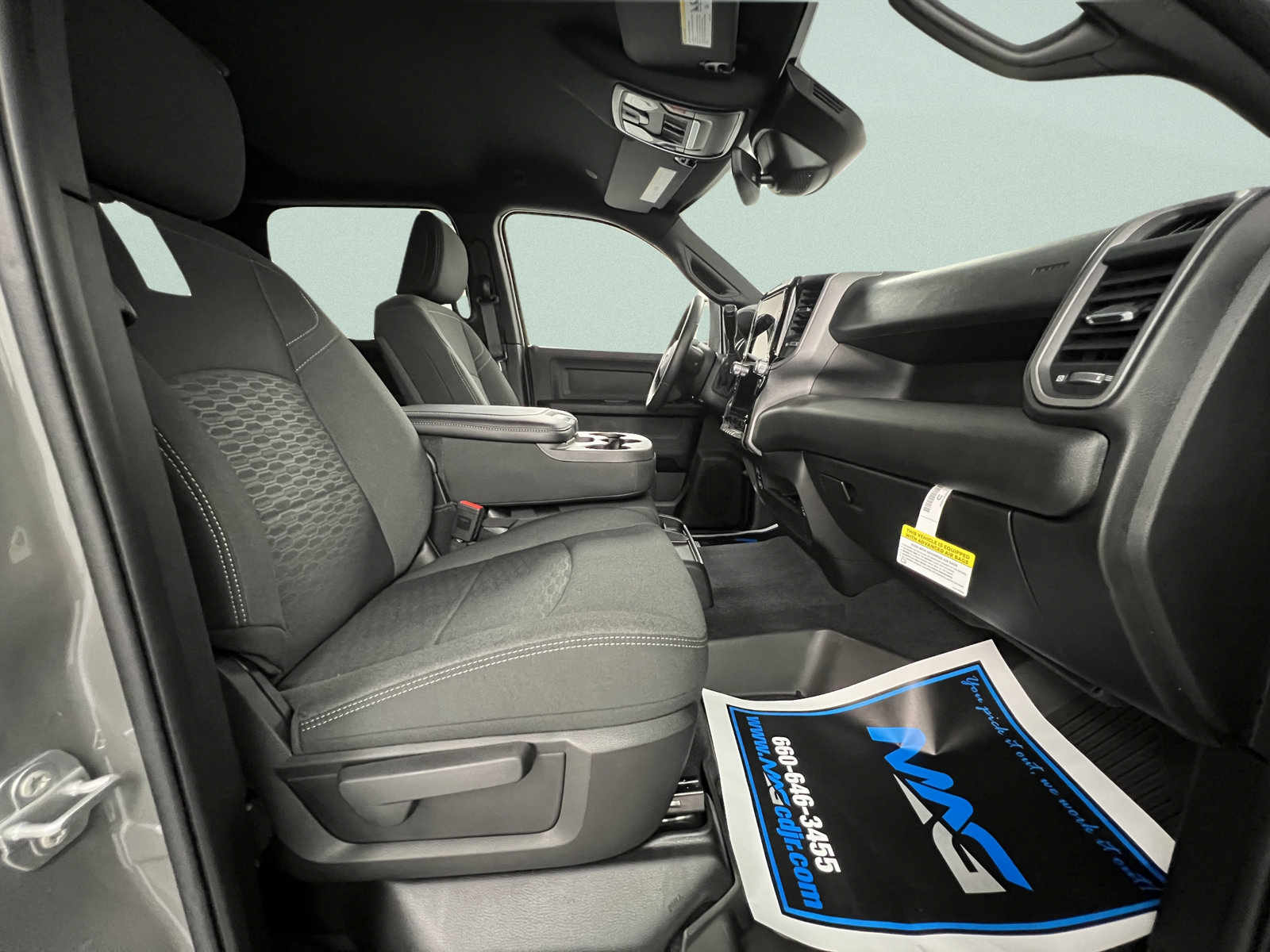 New 2027 RAM 2500 Tradesman AWD/4WD image 33