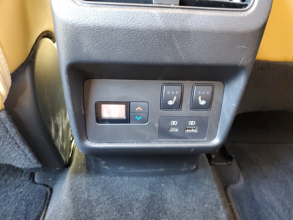 Used 2022 Nissan Rogue Platinum w/ Head-Up Display Package AWD/4WD image 14