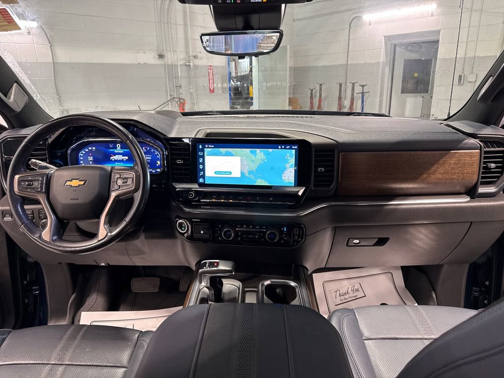 Used 2023 Chevrolet Silverado 1500 High Country w/ High Country Premium Package AWD/4WD image 41