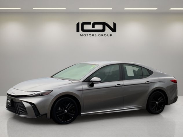 Used 2025 Toyota Camry SE