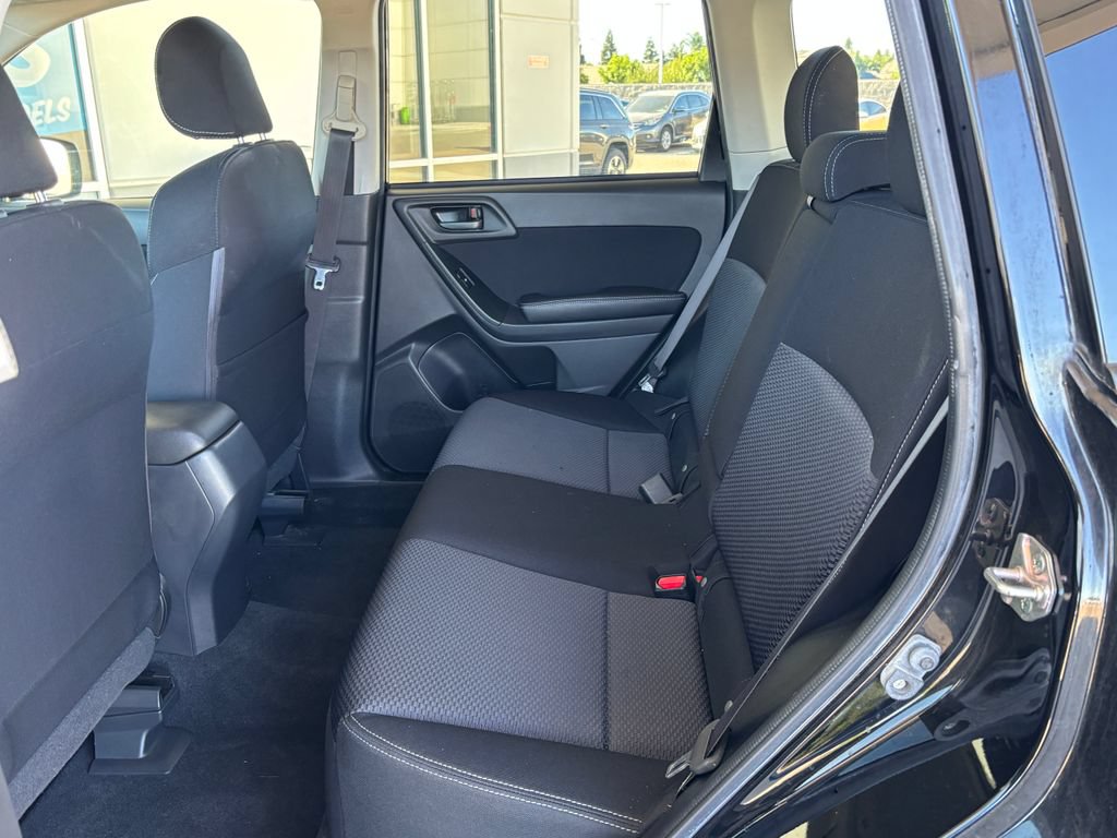 Used 2016 Subaru Forester 2.5i Premium w/ All-Weather Package AWD/4WD image 23