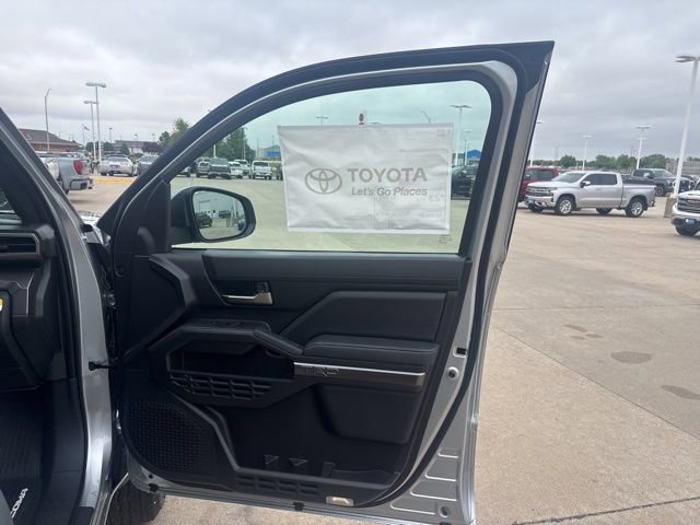 New 2025 Toyota Tacoma TRD Off-Road image 38
