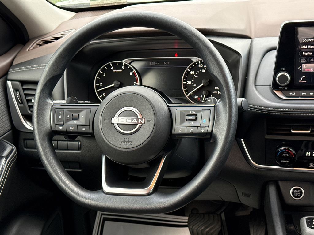 Used 2023 Nissan Rogue SV image 14