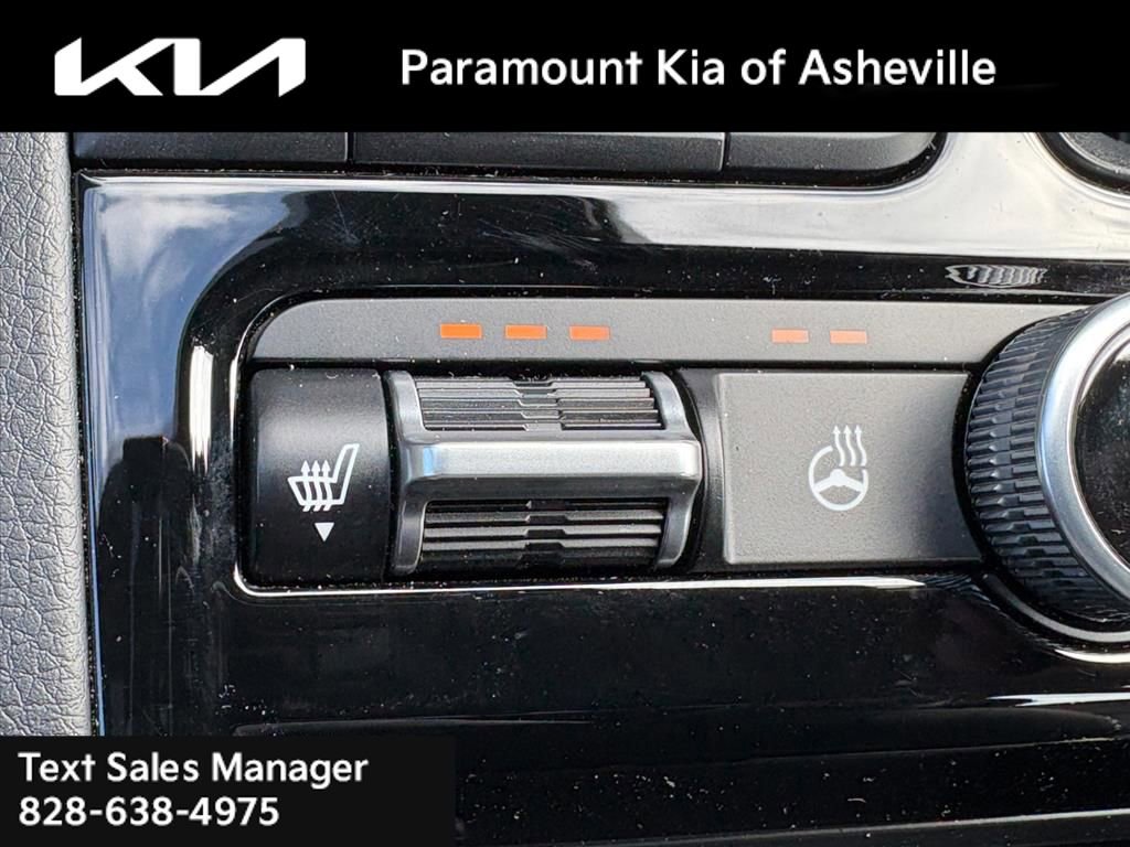 Used 2025 Kia K5 GT-Line w/ GT-Line Premium Package image 16