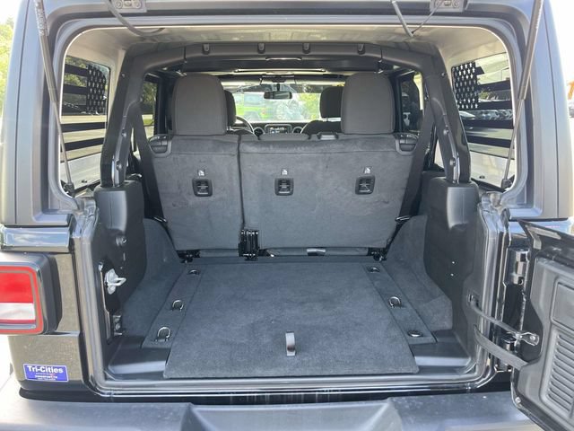 Used 2023 Jeep Wrangler Unlimited Sport AWD/4WD image 19