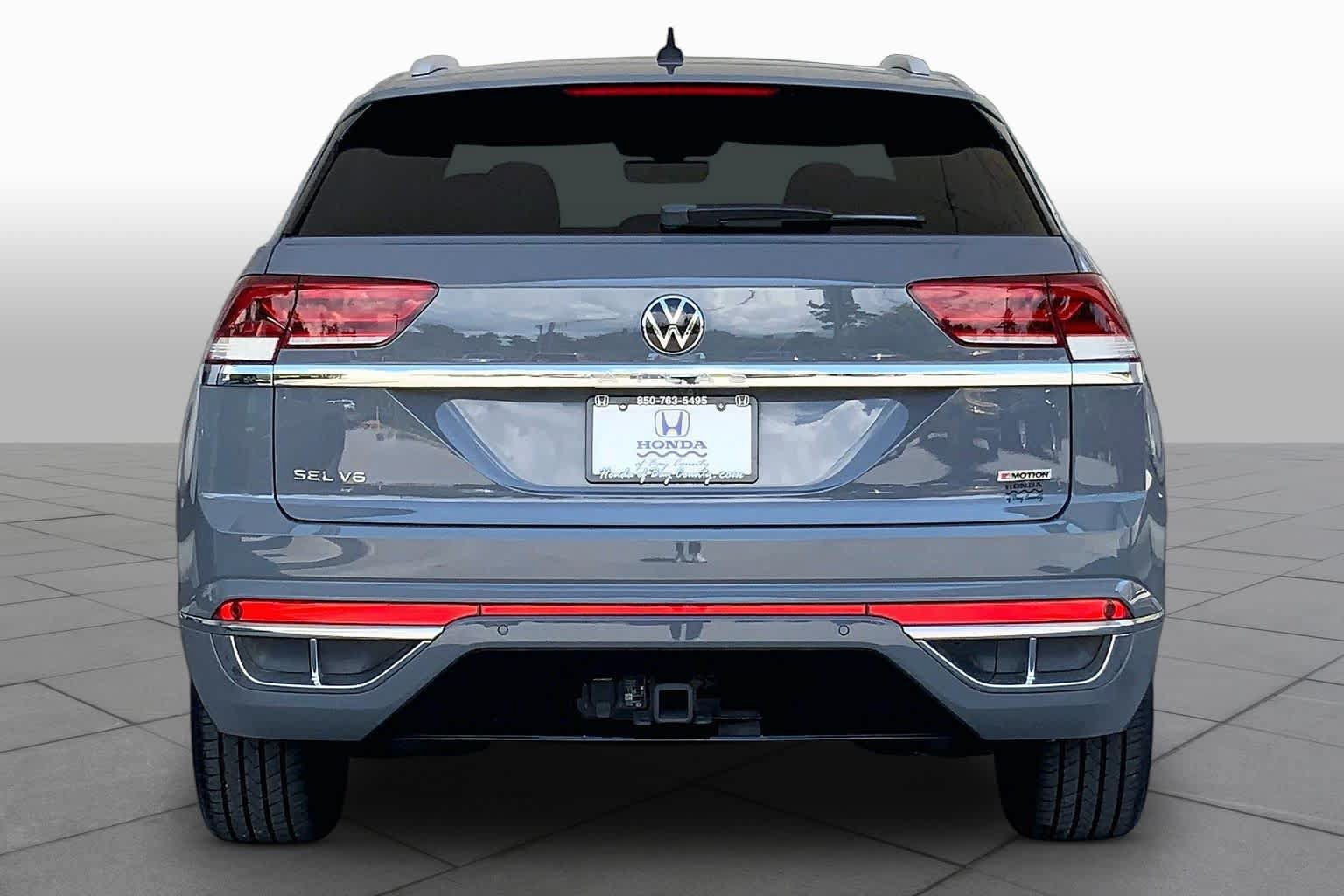 Used 2022 Volkswagen Atlas Cross Sport SEL Premium R-Line AWD/4WD image 5