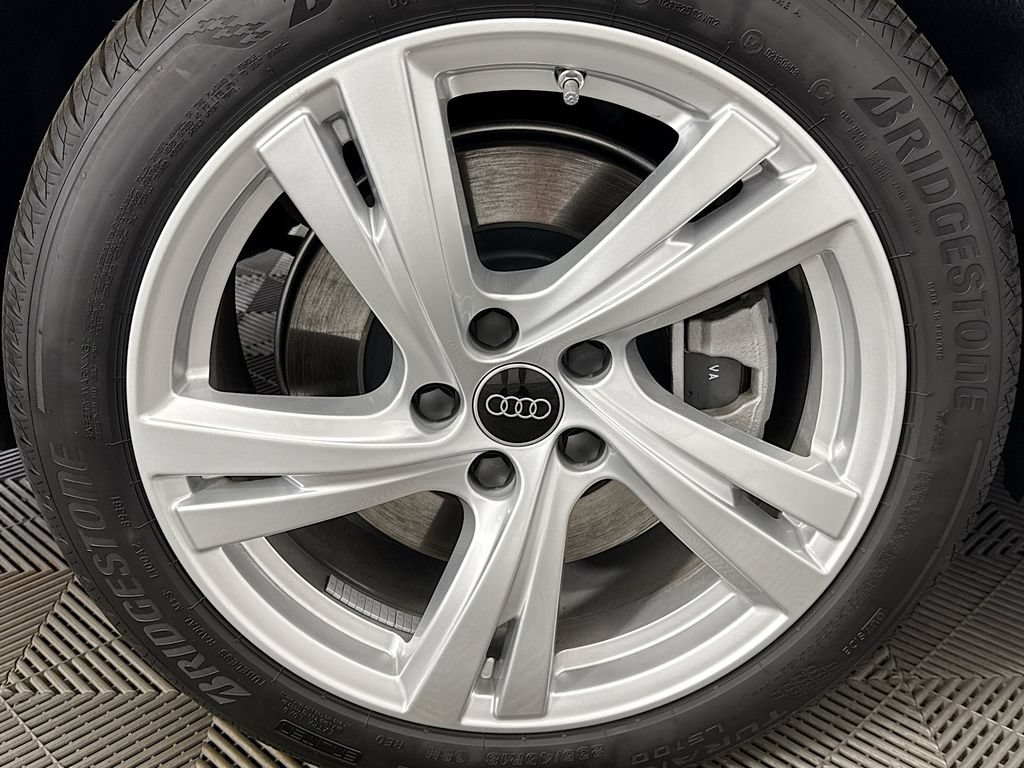 Certified 2025 Audi A5 2.0T Premium Plus w/ Premium Plus AWD/4WD image 33