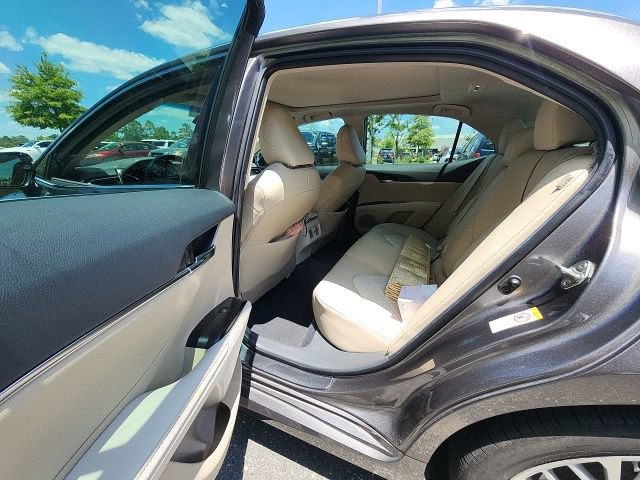 Certified 2018 Toyota Camry XLE w/ Driver Assist Package FWD image 23