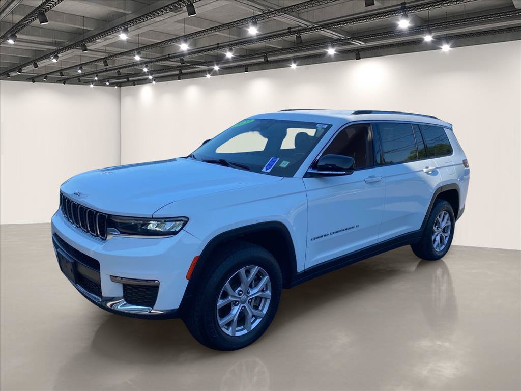 Used 2022 Jeep Grand Cherokee L Limited AWD/4WD image 3