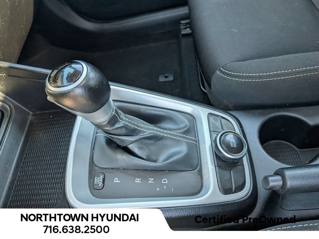 Certified 2023 Hyundai Venue SEL w/ Cargo Package FWD image 16