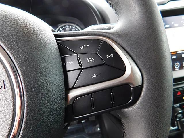 Used 2022 Jeep Renegade Latitude image 21