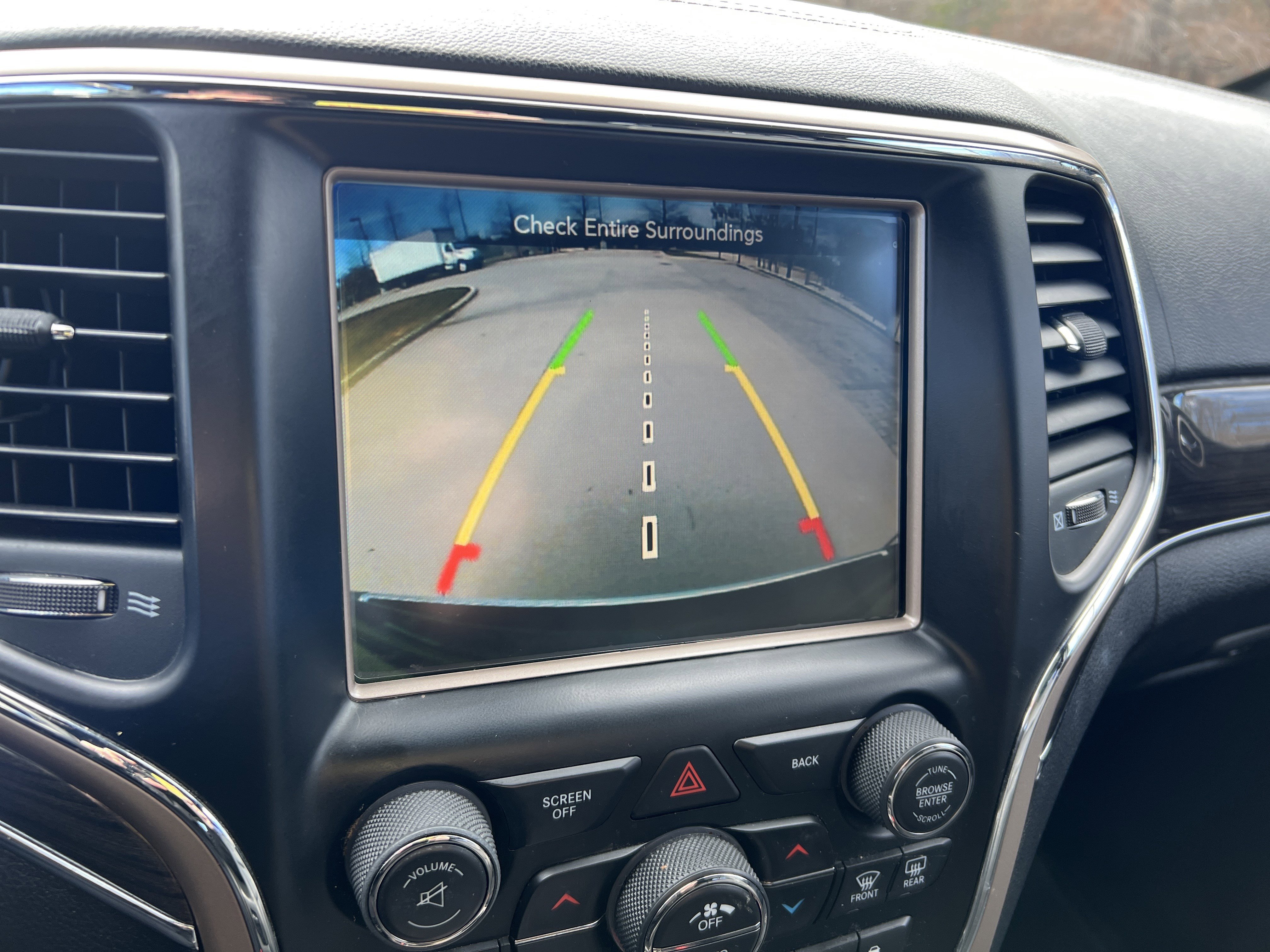 Used 2017 Jeep Grand Cherokee Overland w/ Jeep Active Safety Group image 24