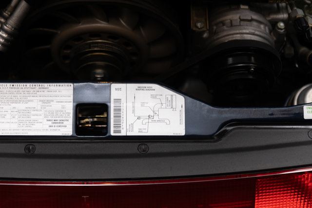 Used 1997 Porsche 911 Carrera RWD image 41