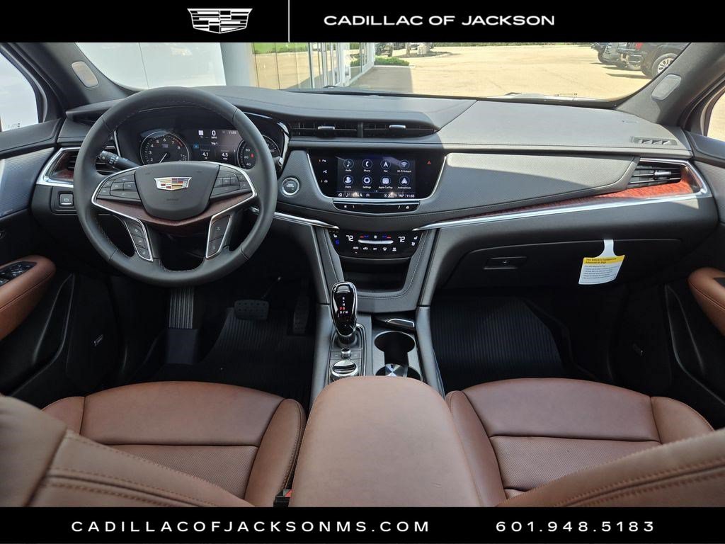 New 2026 Cadillac XT5 Premium Luxury w/ Driver Assist Package FWD image 8