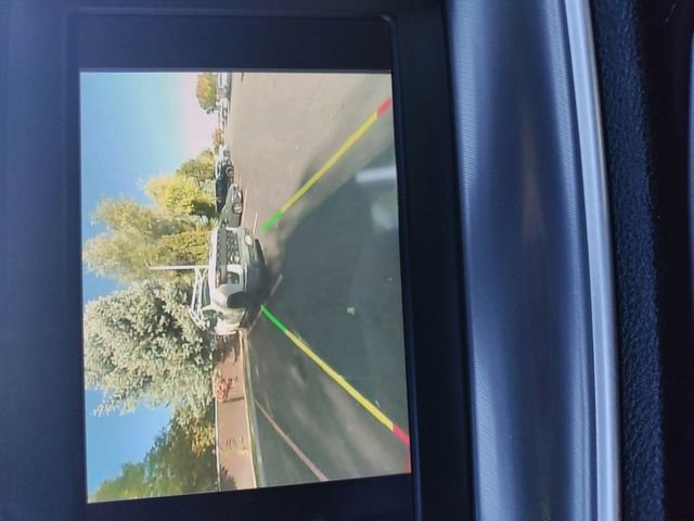 Used 2022 Dodge Challenger GT w/ Blacktop Package image 17