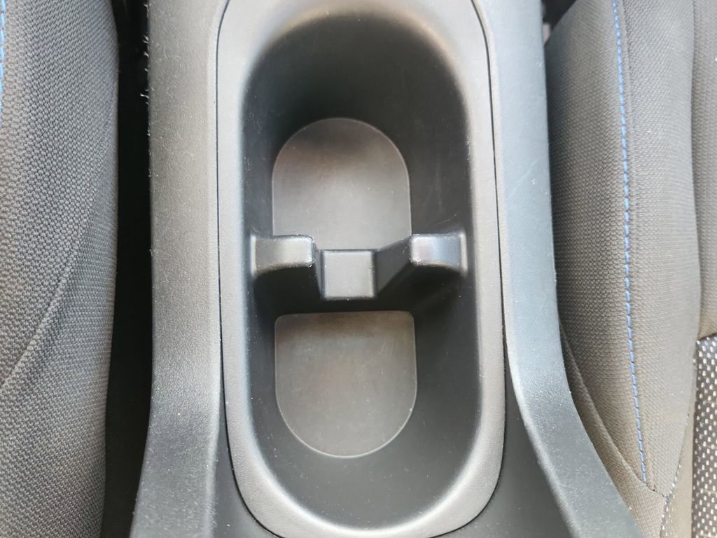 Used 2024 Toyota Corolla Cross SE image 22