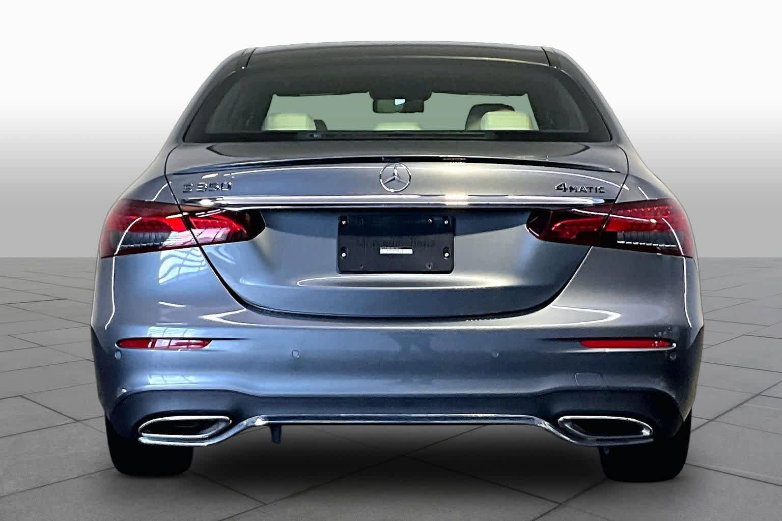 Used 2023 Mercedes-Benz E 350 4MATIC Sedan image 5