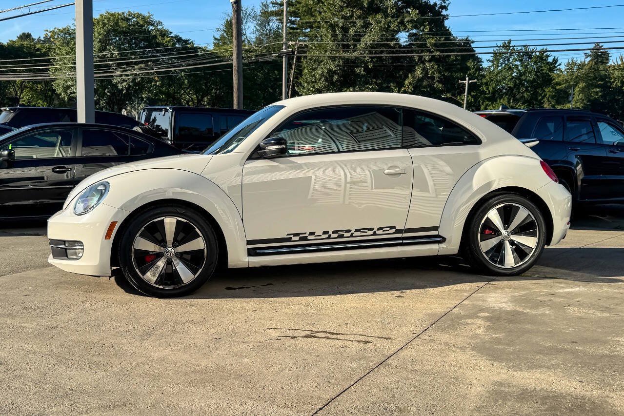 Used 2012 Volkswagen Beetle Launch Edition FWD image 6