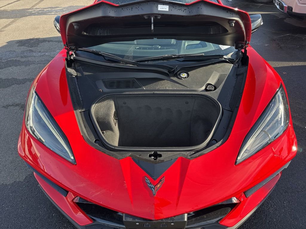 Used 2024 Chevrolet Corvette Stingray Premium Cpe w/ Z51 Performance Package image 31