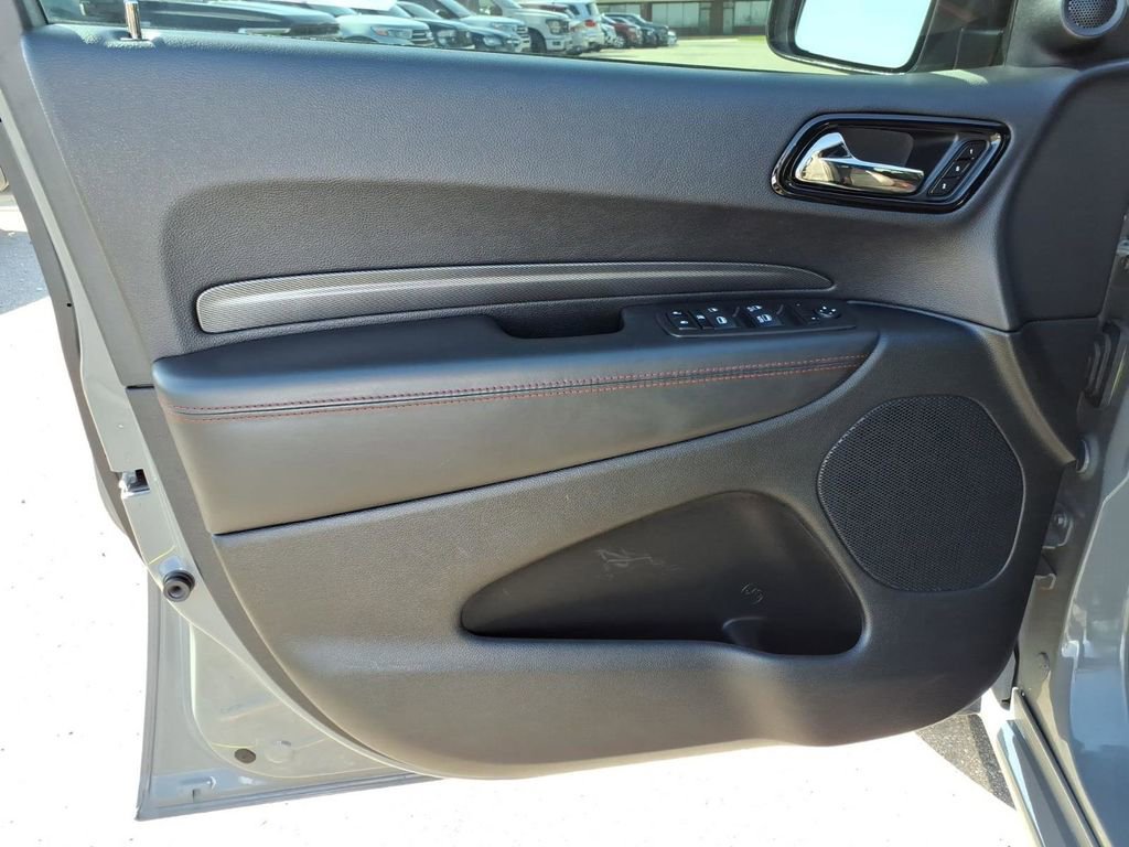 Used 2023 Dodge Durango R/T AWD/4WD image 15