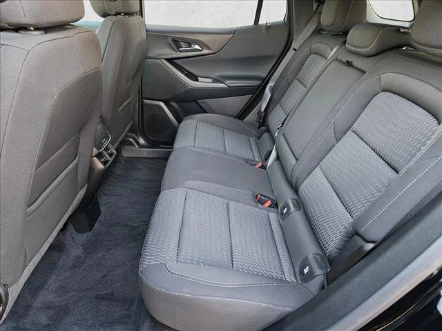 Used 2025 Chevrolet Equinox LT image 18